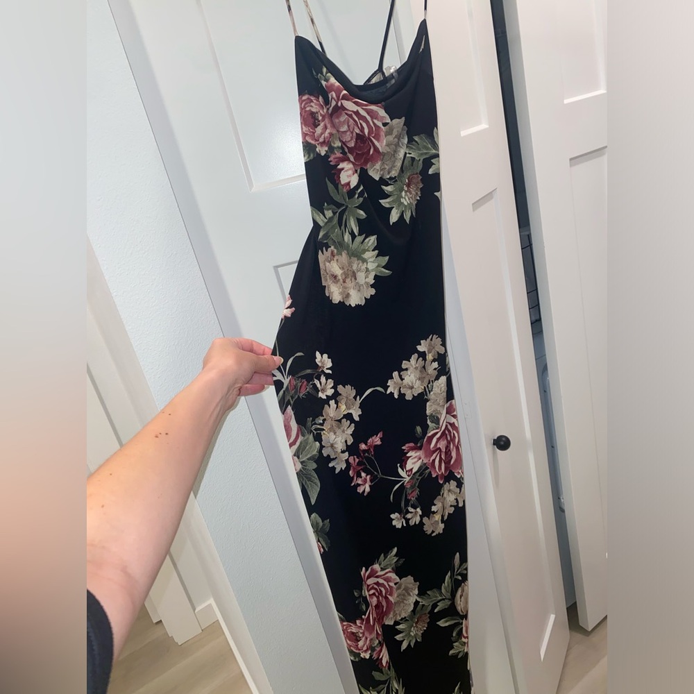 Windsor long dress w/ slit